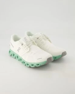 ON Running Cloud 5 /59.98368 In Weiß