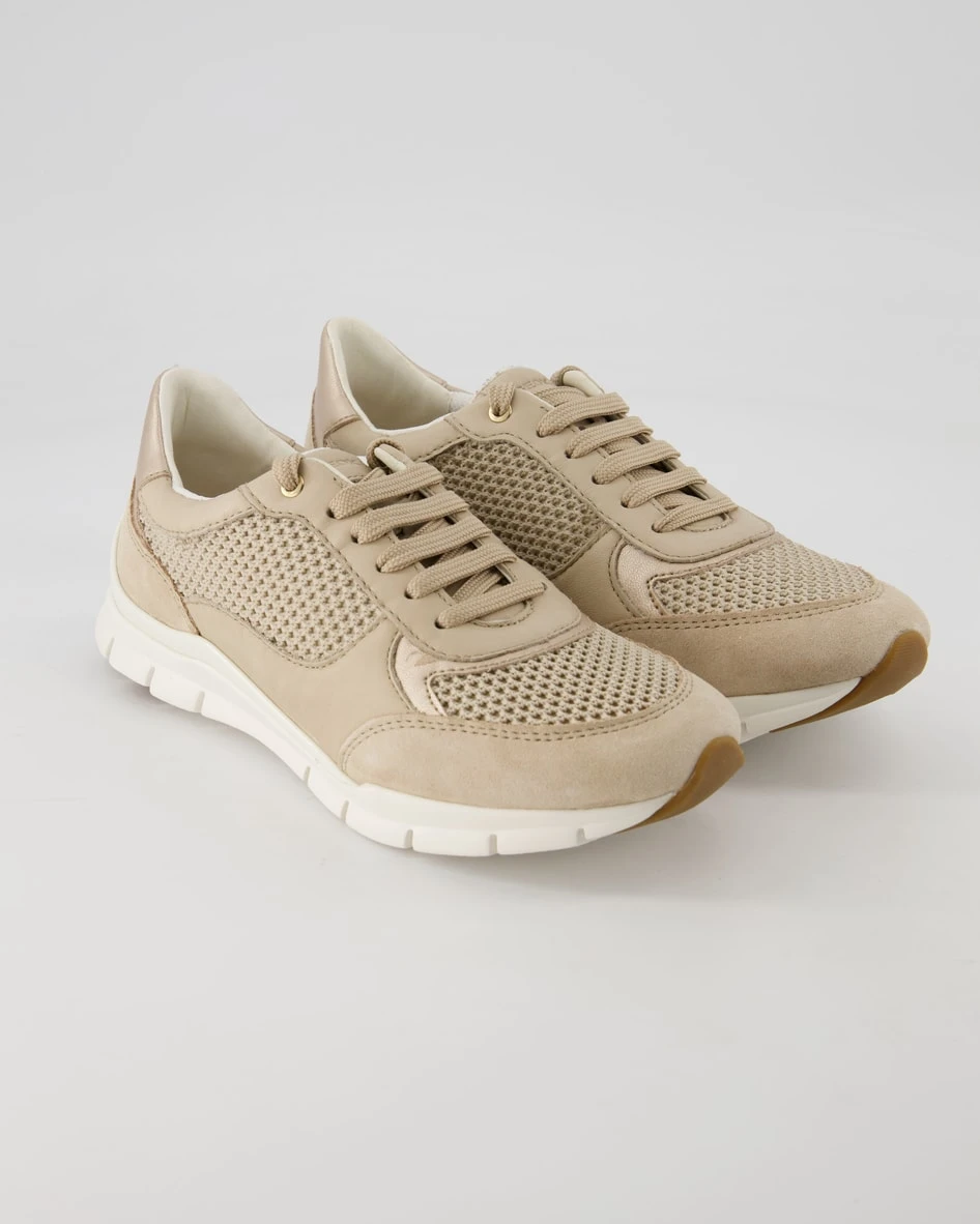 Geox D SUKIE in Beige Geox D SUKIE In Beige -Tretter Geschaft T 25550400073 pic1