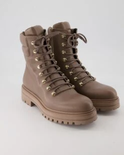 Konstantin Starke Winter Ranch In Grau