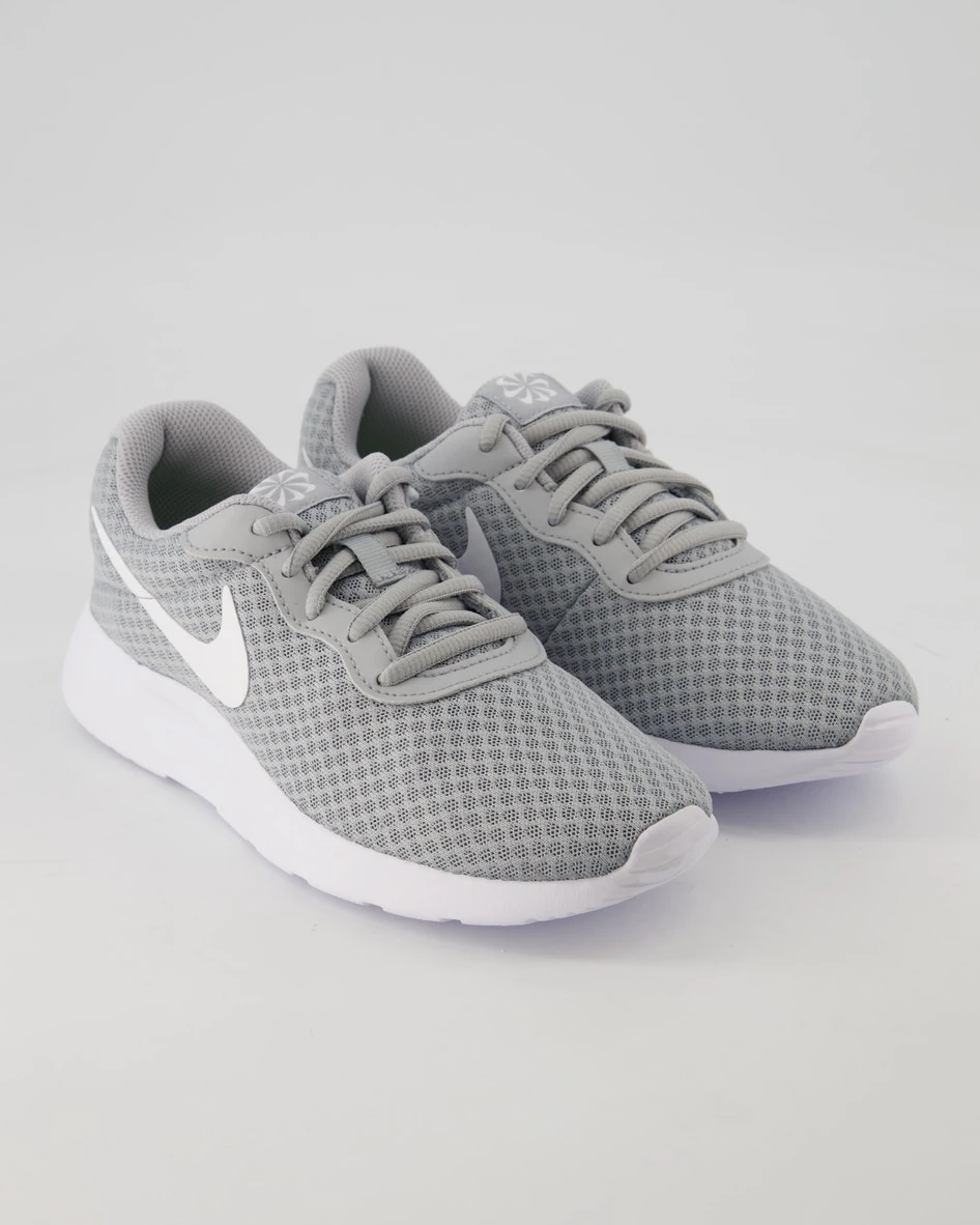 Nike Nike Tanjun in Grau Nike Nike Tanjun In Grau -Tretter Geschaft T 65130400069 pic1