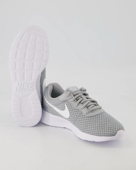 Nike Nike Tanjun in Grau Nike Nike Tanjun In Grau -Tretter Geschaft T 65130400069 pic12